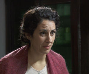 Akacjowa 38, odcinek 813: Lolita, po oficjalnych zaręczynach z Antonitem, nie potrafi odnaleźć się w roli przyszłej pani domu