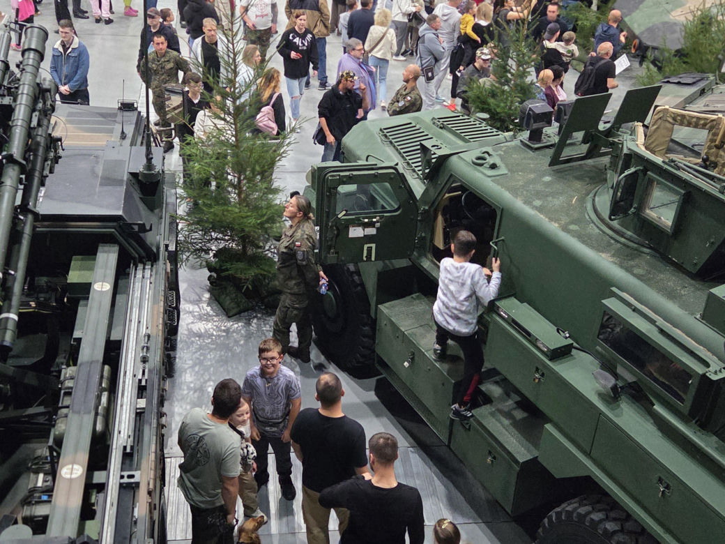 Czołgi, Abramsy, HIMARS i wojskowa grochówka. Bydgoszcz świętowała 20-lecie Inspektoratu Wsparcia