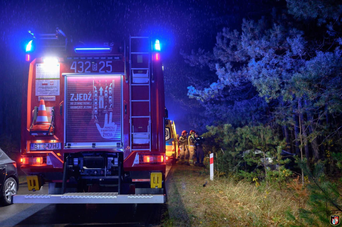 Za kierownicą siedziała 35-letnia kierująca. Kobieta poniosła śmierć na miejscu