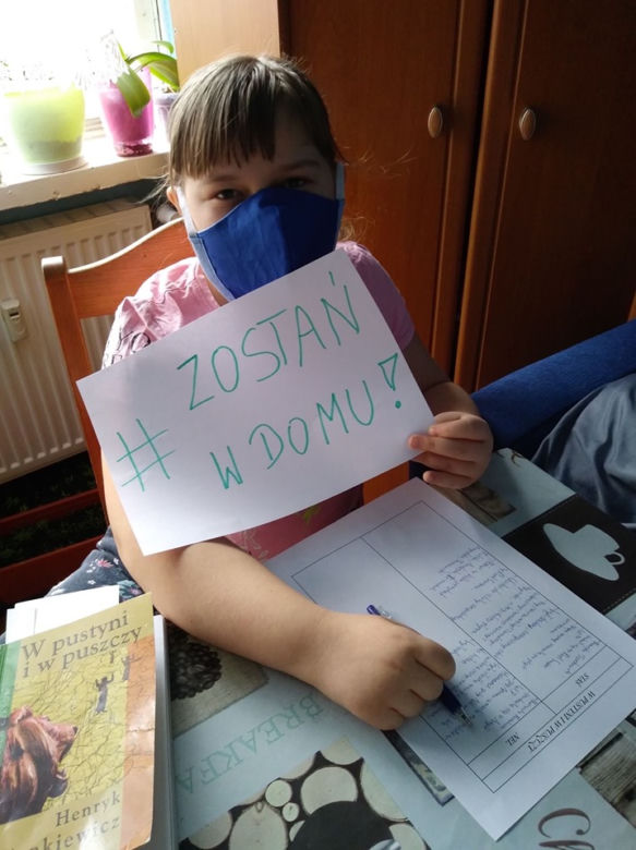 Koronawirus. Uczniowie z Zawiercia uczą dorosłych. Mają ważny apel