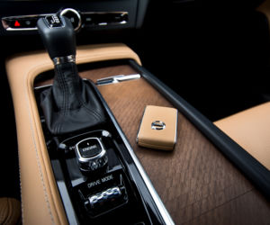 Volvo V90 D5 235 KM AWD Summum