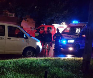 Orneta. Bus śmiertelnie potrącił pieszą. Policja nie wie, czy kobieta była na pasach [ZDJĘCIA]