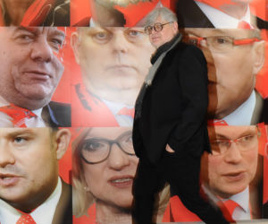  Przyłapaliśmy Grocholę, gdy robiła to na kontrowersyjnym wernisażu. Zdjęcia mówią wszystko
