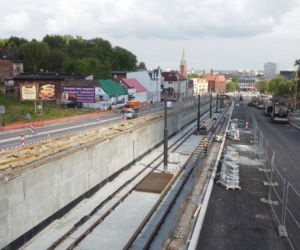 W Bydgoszczy trwa rozbudowa ulicy Kujawskiej. Otwierane są nowe jezdnie