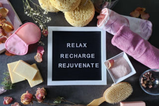 Sprawdź, dlaczego „pechowy piątek” może stać się najlepszym momentem na self-care i przygotowanie do walentynek