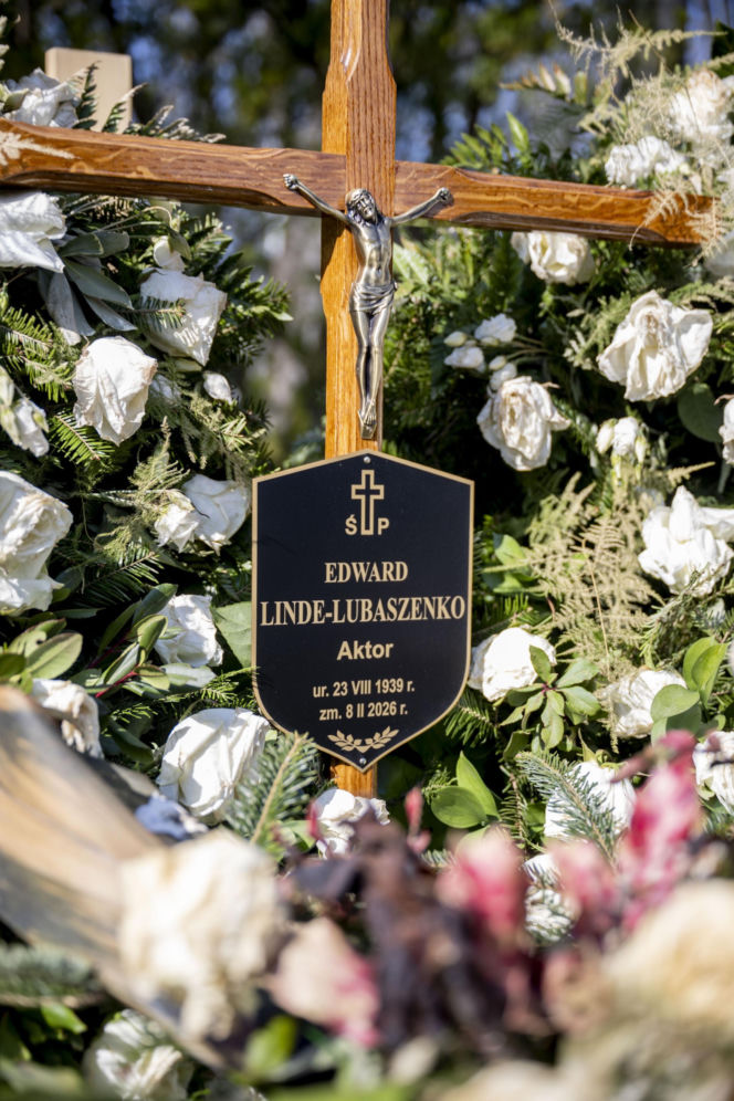 Tak wygląda teraz grób Edwarda Linde-Lubaszenko