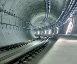 Metro tuż-tuż