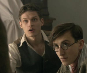Czas honoru 7 sezon odc. 1. Mickiewicz (Paweł Janyst), Wilk (Adam Fidusiewicz)