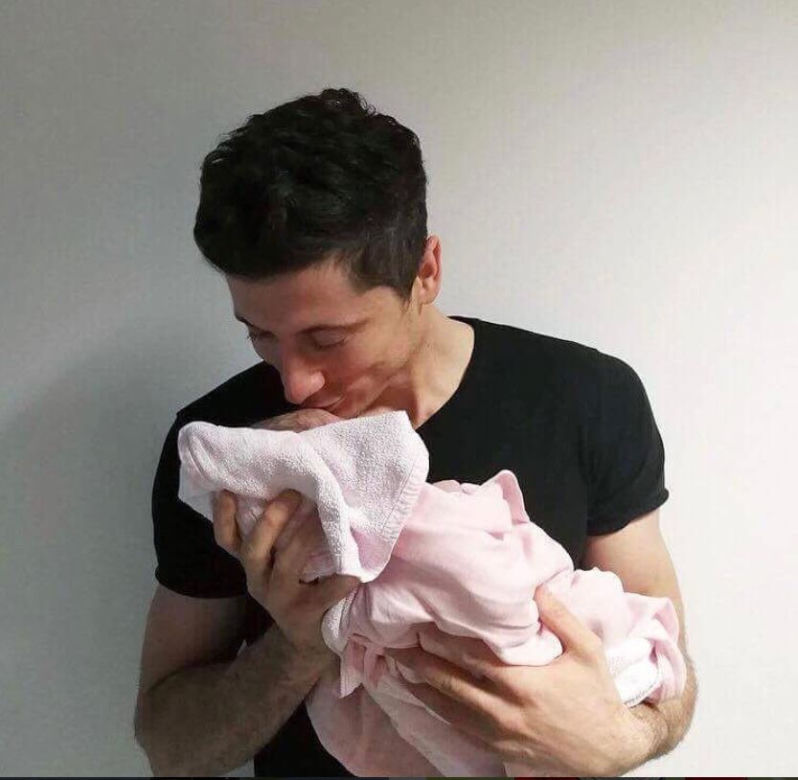 ROBERT LEWANDOWSKI
