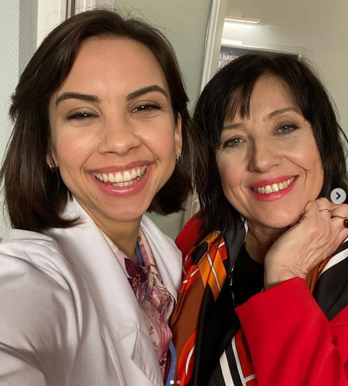 M jak miłość po wakacjach 2021. Aneta (Ilona Janyst), Iwona Kryńska (Hanna Śleszyńska)