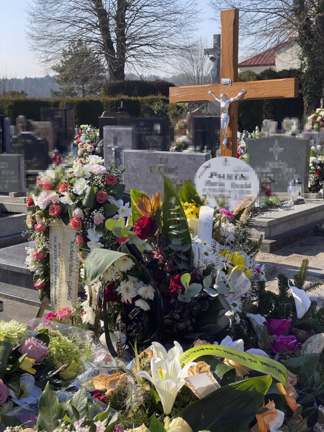 Rodzinna masakra w Kadłubie. Ojczym i prababcia 17-letniego mordercy spoczęli w osobnych grobach