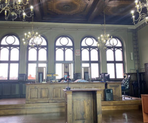 Policjanci wywieźli 36-latka do lasu 