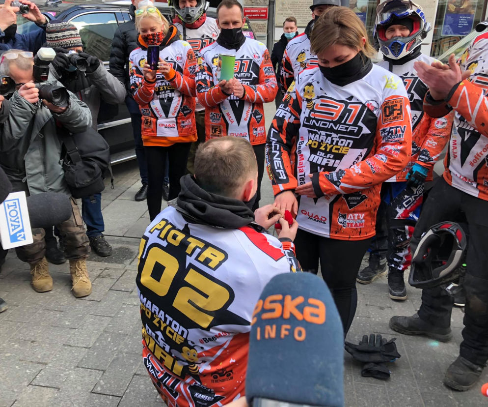 Maraton po życie. Zamiast na Dakar ruszyli na charytatywny maraton dla chorego dziecka 