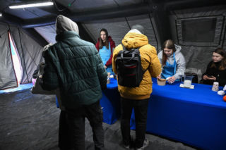 Dwie osoby zmarły z wychłodzenia. Służby apelują o czujność i pomoc