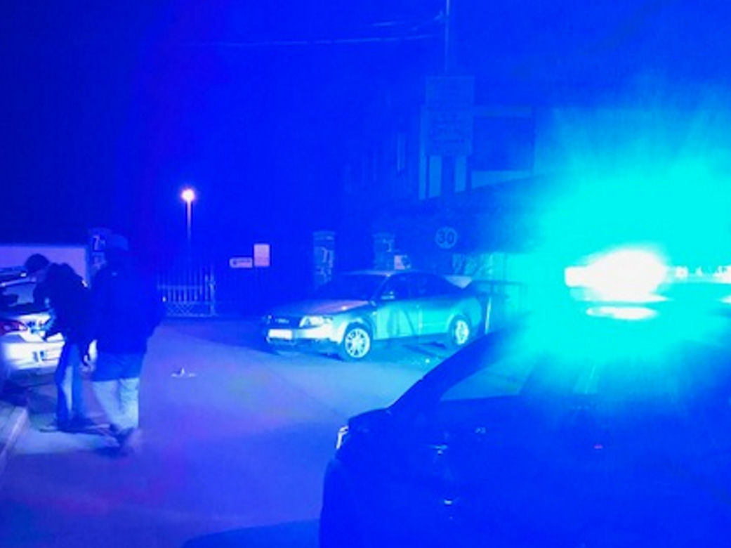 Przejechał po policjancie, funkcjonariusz w szpitalu