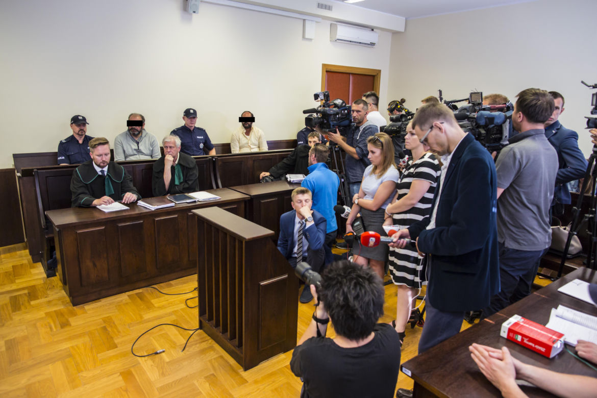Szef wnuczkowej mafii popłakał się przed sądem