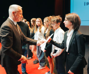 Najzdolniejsi uczniowie odebrali stypendia Prezydenta Miasta Siedlce