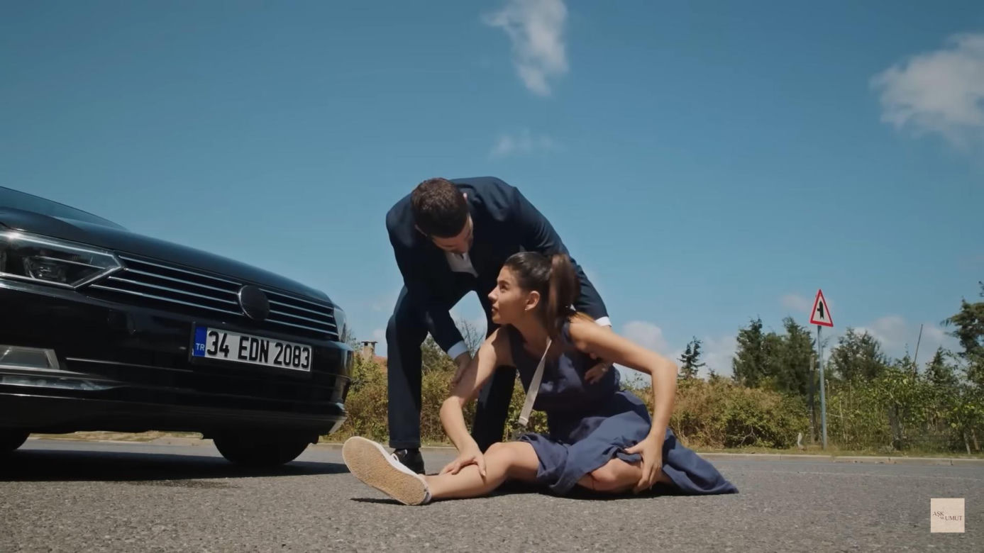 Cihan potrąci Zeynep na początku 2. sezonu 