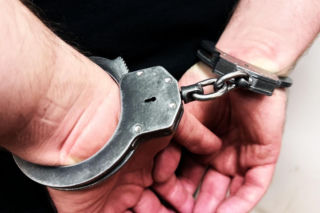 Zwłoki 38-latki znalezione w mieszkaniu. Policja zatrzymała mężczyznę