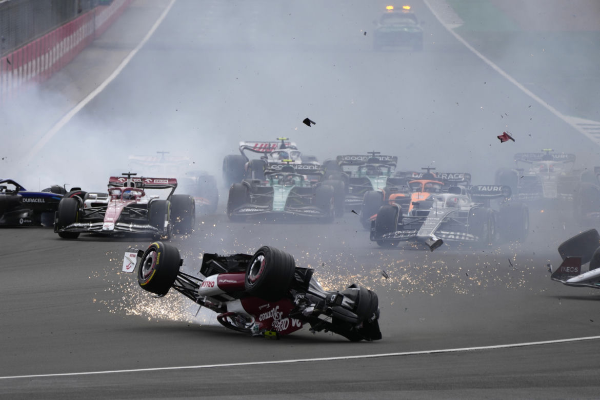 Potworny wypadek podczas wyścigu o GP Wielkiej Brytanii F1