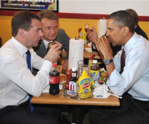 Obama zabrał Miedwiediewa na hamburgery 