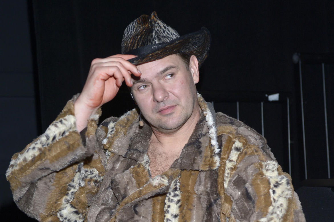 Tomasz Karolak na archiwalnych zdjęciach. Tak wyglądał na początku kariery