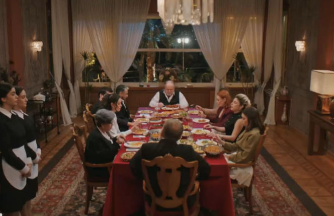 Złoty chłopak, odcinek 272: Zdrada w murach posiadłości! Aysen przechodzi na stronę wroga i pomaga Sinanowi!