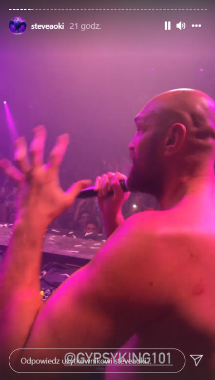 Tyson Fury na after party po wygranej z Wilderem