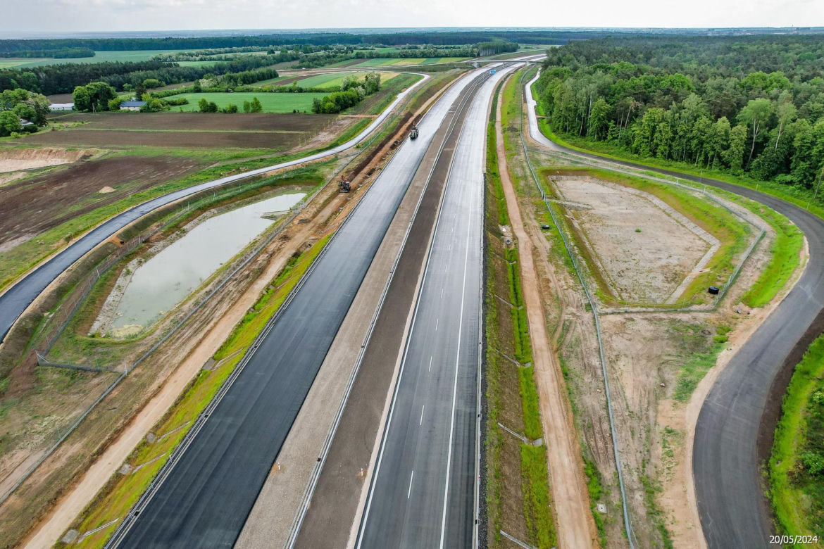 Tak wygląda plac budowy autostrady A2 od węzła Siedlce Zachód do węzła Siedlce Południe 