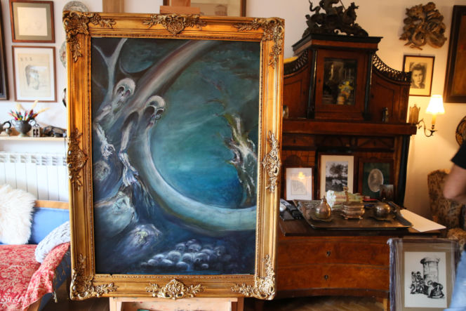 Wiemy, u kogo teraz mieszka Jarosław Kaczyński! W takich warunkach spędza czas. Mamy ZDJĘCIA!