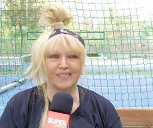 Maryla Rodowicz gra w tenisa