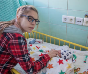 Po porodzie muszę spać w szpitalu na podłodze