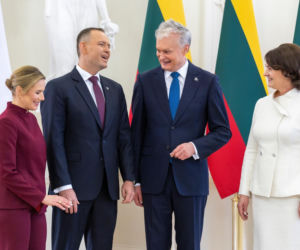 Marta Nawrocka wyprzedza trendy