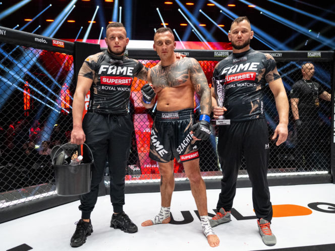 Denis Załęcki - Bartek Szachta na Fame MMA 30