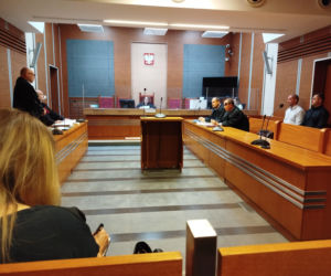 W Siedlcach ruszył proces w sprawie pobicia Adama Niedzielskiego. Będzie mediacja!