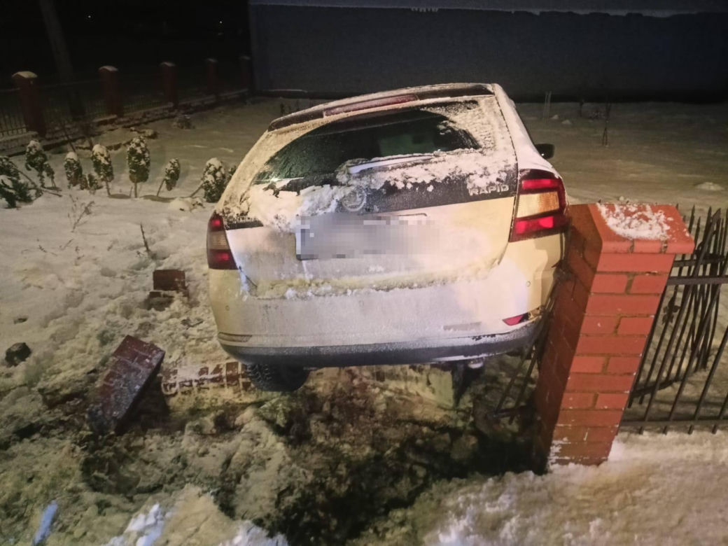 Zderzenie dwóch auto w Święciechowie, pijany kierowca w Lipnie