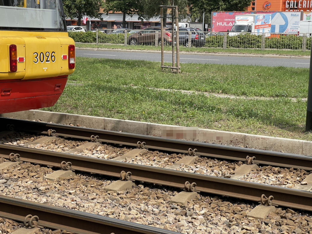 Czterolatek zginął potrącony przez tramwaj. Rozpacz na miejscu tragedii