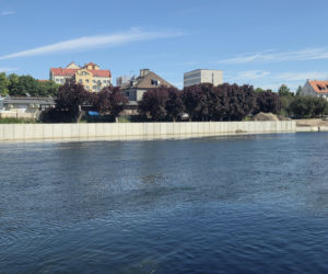 Rewitalizacja bulwarów nad Brdą. Umocnione nabrzeże i nowe ścieżki!