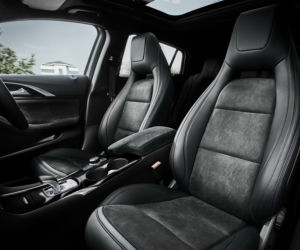 Infiniti Q30