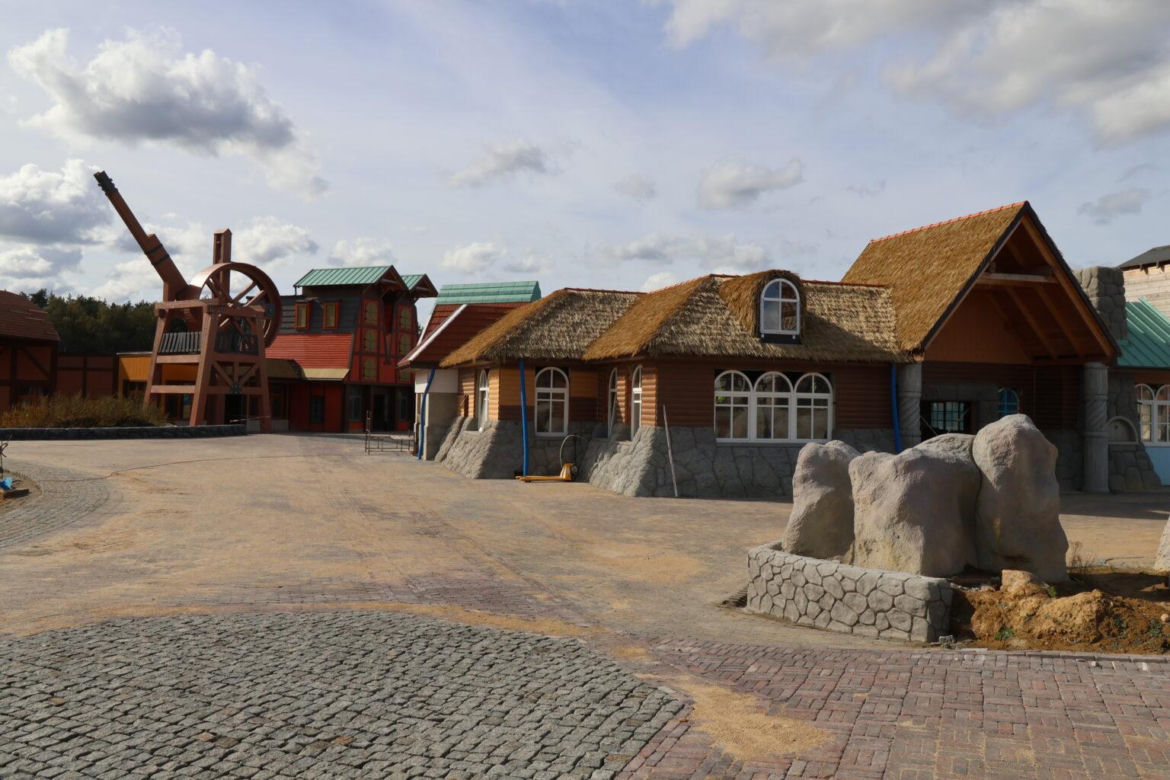 Park rozrywki Hossoland w budowie
