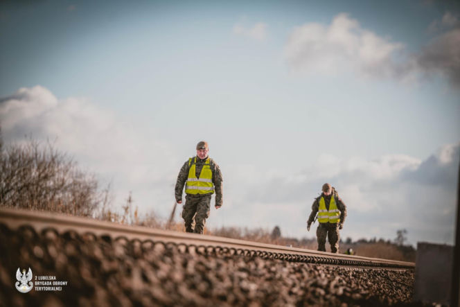 Żołnierze WOT jak policjanci? Mogą legitymować i zatrzymywać