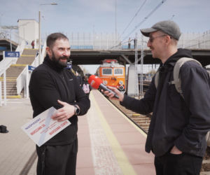 Jechałem legendarnym pociągiem. W środku jak kiedyś, aż trudno uwierzyć! Ludzie mówią wprost: „to były czasy”