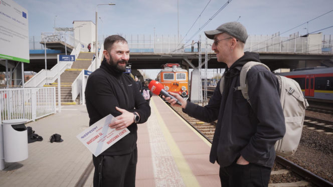 Jechałem legendarnym pociągiem. W środku jak kiedyś, aż trudno uwierzyć! Ludzie mówią wprost: „to były czasy”