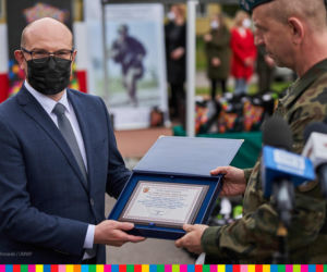 Podlascy żołnierze odebrali podziękowania za pomoc w walce z pandemią [ZDJĘCIA]