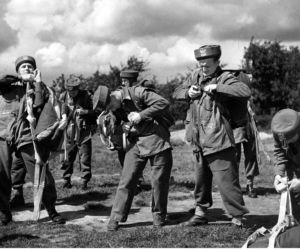 Cichociemni - Skoczkowie Spadochronowi Armii Krajowej