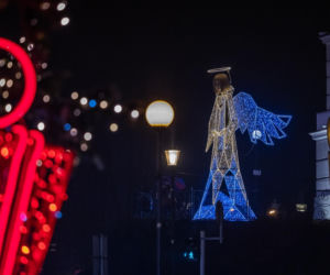 To najbardziej świąteczne miasto w województwie śląskim. Częściowo znajduje się w Małopolsce