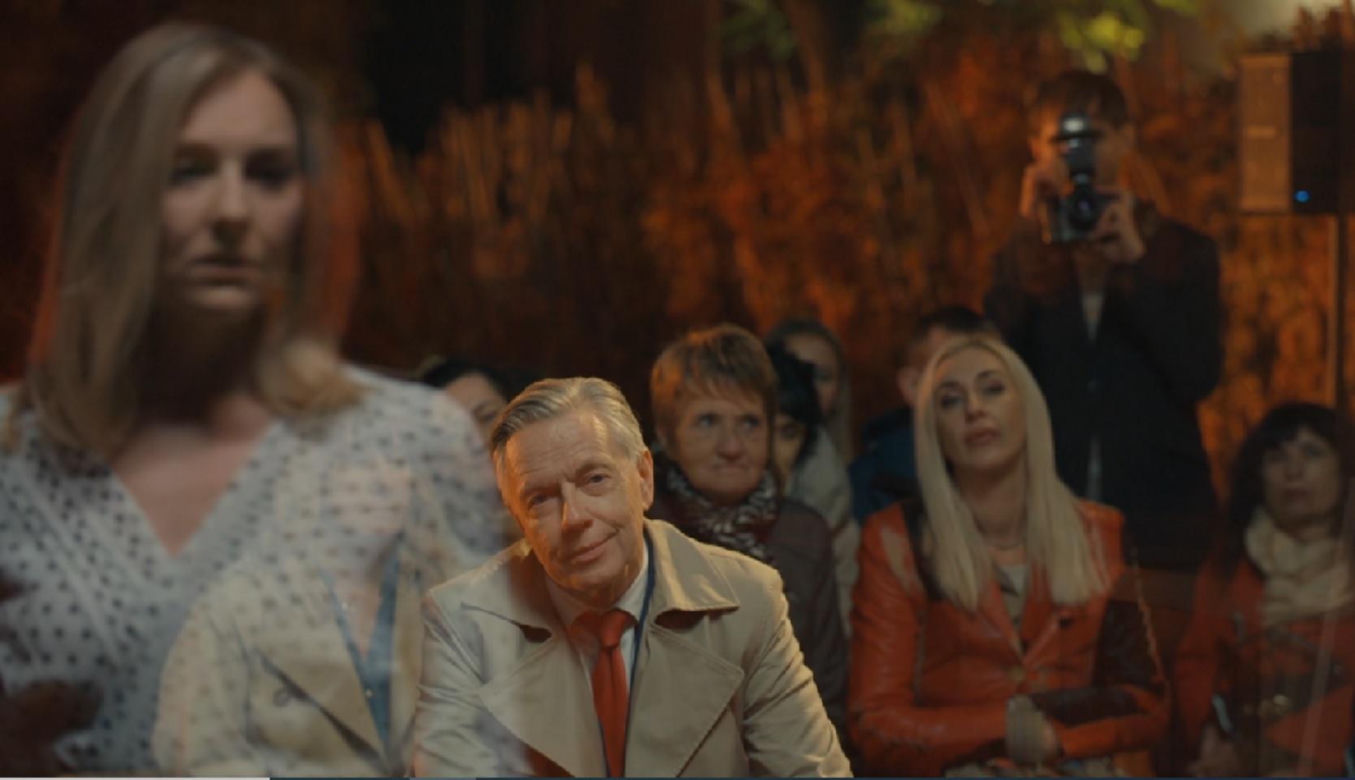 Barwy szczęścia, odcinek 3154. Grażyna (Kinga Suchan), Henryk (Zbigniew Suszyński)