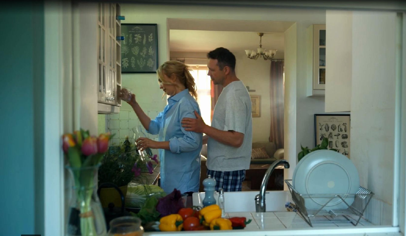 	Barwy szczęścia, odcinek 3061. Bruno (Lesław Żurek), Karolina (Marta Dąbrowska)