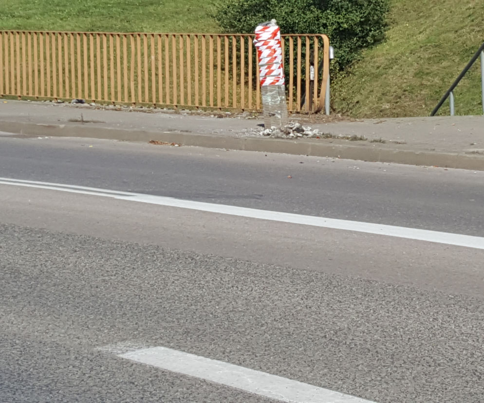 Dwadzieścia lat, dwa promile i samochód. Skończyło się na latarni