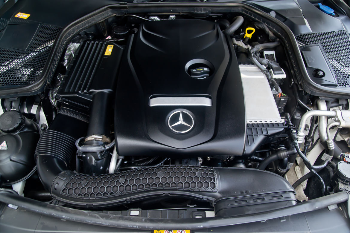 Mercedes-Benz C250 Coupe AMG Line 7G-Tronic